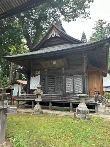 新海三社神社(長野県)
