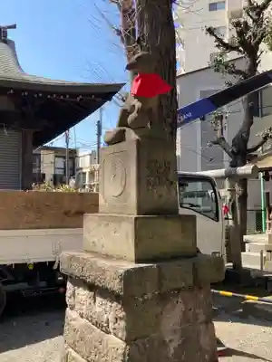 池尻稲荷神社の狛犬