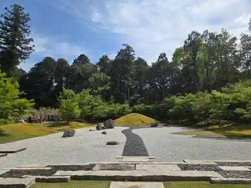 歌泉堂（春日大社神苑萬葉植物園内鎮座）(奈良県)
