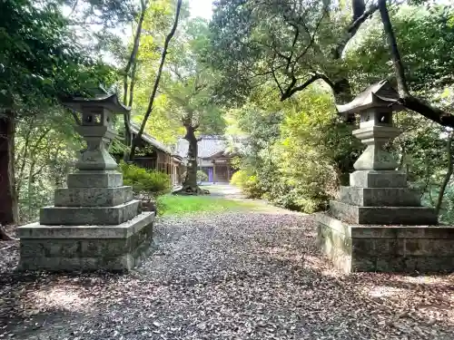 彌尼布理神社(三重県)