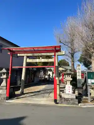 稲荷神社の{uncategorized: "未分類", other: "その他", undefined: "問題あり", building: "その他建物", grave: "お墓", sacred_gate: "鳥居", guardian: "狛犬", statue: "像", buddha: "仏像", history: "歴史", nature: "自然", garden: "庭園", animal: "動物", pagoda: "塔", temizu: "手水舎", mountain_gate: "山門・神門", sanctuary: "本殿・本堂", subordinate: "末社・摂社", art: "芸術", scenery: "景色", jizo: "地蔵", ema: "絵馬", goshuin: "御朱印", omikuji: "おみくじ", items: "授与品その他", amulet: "お守り", goshuincho: "御朱印帳", eats: "食事", festival: "お祭り", votive_dance: "神楽", shichigosan: "七五三参", wedding: "結婚式", experience: "体験その他", initially: "初詣", around: "周辺", anti_infection: "感染症対策"}