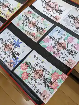 リース ポインセチア 雪の結晶など