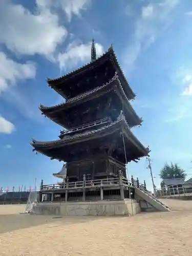 西大寺の建物その他