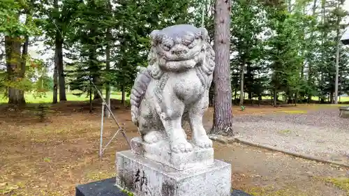 美深神社の狛犬