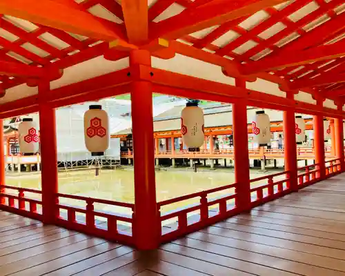 厳島神社の建物その他