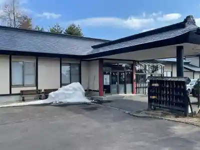 北海道東照宮の{uncategorized: "未分類", other: "その他", undefined: "問題あり", building: "その他建物", grave: "お墓", sacred_gate: "鳥居", guardian: "狛犬", statue: "像", buddha: "仏像", history: "歴史", nature: "自然", garden: "庭園", animal: "動物", pagoda: "塔", temizu: "手水舎", mountain_gate: "山門・神門", sanctuary: "本殿・本堂", subordinate: "末社・摂社", art: "芸術", scenery: "景色", jizo: "地蔵", ema: "絵馬", goshuin: "御朱印", omikuji: "おみくじ", items: "授与品その他", amulet: "お守り", goshuincho: "御朱印帳", eats: "食事", festival: "お祭り", votive_dance: "神楽", shichigosan: "七五三参", wedding: "結婚式", experience: "体験その他", initially: "初詣", around: "周辺", anti_infection: "感染症対策"}