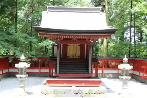 北口本宮冨士浅間神社の末社・摂社