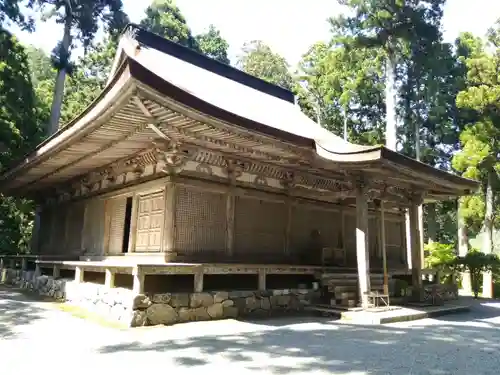 明通寺の本殿