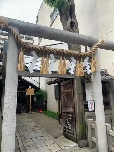 神明神社の鳥居