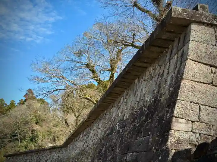 相良神社の{uncategorized: "未分類", other: "その他", undefined: "問題あり", building: "その他建物", grave: "お墓", sacred_gate: "鳥居", guardian: "狛犬", statue: "像", buddha: "仏像", history: "歴史", nature: "自然", garden: "庭園", animal: "動物", pagoda: "塔", temizu: "手水舎", mountain_gate: "山門・神門", sanctuary: "本殿・本堂", subordinate: "末社・摂社", art: "芸術", scenery: "景色", jizo: "地蔵", ema: "絵馬", goshuin: "御朱印", omikuji: "おみくじ", items: "授与品その他", amulet: "お守り", goshuincho: "御朱印帳", eats: "食事", festival: "お祭り", votive_dance: "神楽", shichigosan: "七五三参", wedding: "結婚式", experience: "体験その他", initially: "初詣", around: "周辺", anti_infection: "感染症対策"}