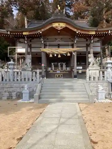 三輪神社の本殿・本堂