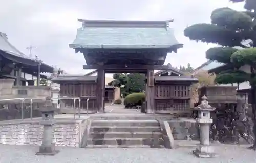 富士山法華本門寺根源の山門