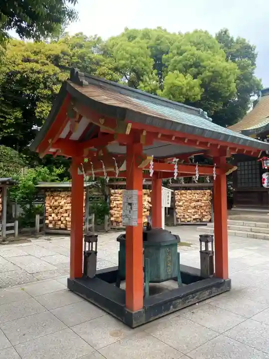 千葉神社の{uncategorized: "未分類", other: "その他", undefined: "問題あり", building: "その他建物", grave: "お墓", sacred_gate: "鳥居", guardian: "狛犬", statue: "像", buddha: "仏像", history: "歴史", nature: "自然", garden: "庭園", animal: "動物", pagoda: "塔", temizu: "手水舎", mountain_gate: "山門・神門", sanctuary: "本殿・本堂", subordinate: "末社・摂社", art: "芸術", scenery: "景色", jizo: "地蔵", ema: "絵馬", goshuin: "御朱印", omikuji: "おみくじ", items: "授与品その他", amulet: "お守り", goshuincho: "御朱印帳", eats: "食事", festival: "お祭り", votive_dance: "神楽", shichigosan: "七五三参", wedding: "結婚式", experience: "体験その他", initially: "初詣", around: "周辺", anti_infection: "感染症対策"}