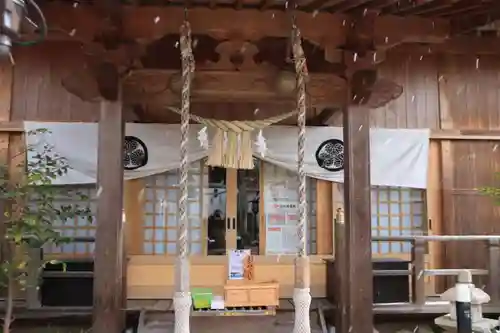 御嶽山神社の本殿