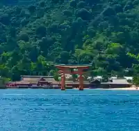 厳島神社の鳥居