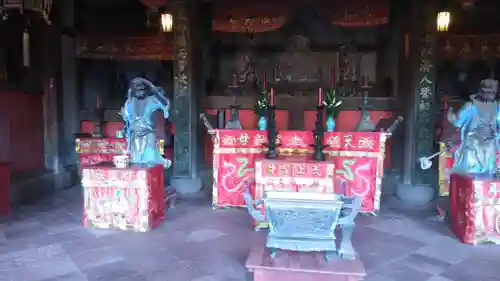 崇福寺の本殿・本堂