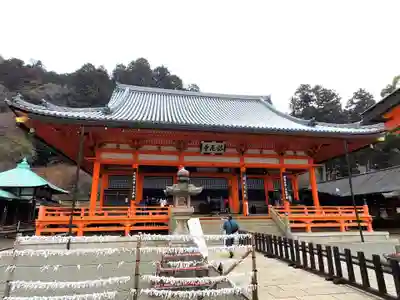 勝尾寺の本殿・本堂