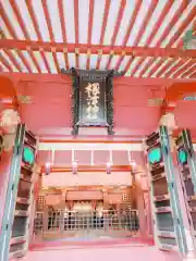 根津神社の本殿