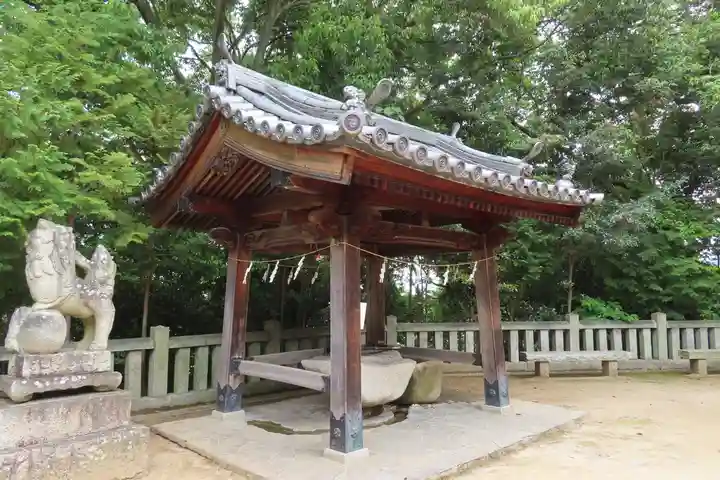 新宮神社の手水舎