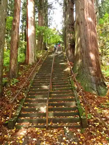 戸隠神社火之御子社の建物その他