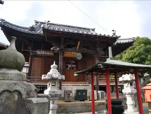 天皇寺の本殿・本堂