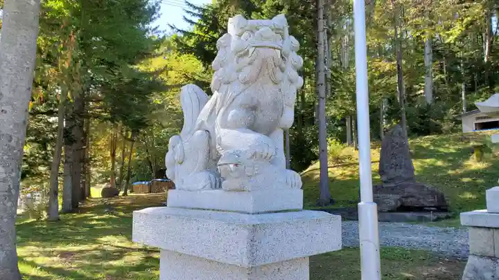 札内神社の狛犬