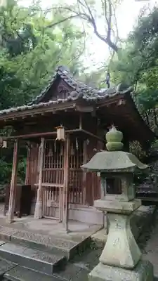 枚岡神社の末社・摂社