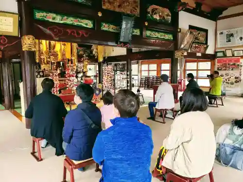 長徳寺の本殿