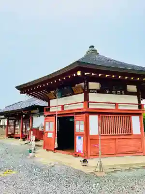 明智寺の{uncategorized: "未分類", other: "その他", undefined: "問題あり", building: "その他建物", grave: "お墓", sacred_gate: "鳥居", guardian: "狛犬", statue: "像", buddha: "仏像", history: "歴史", nature: "自然", garden: "庭園", animal: "動物", pagoda: "塔", temizu: "手水舎", mountain_gate: "山門・神門", sanctuary: "本殿・本堂", subordinate: "末社・摂社", art: "芸術", scenery: "景色", jizo: "地蔵", ema: "絵馬", goshuin: "御朱印", omikuji: "おみくじ", items: "授与品その他", amulet: "お守り", goshuincho: "御朱印帳", eats: "食事", festival: "お祭り", votive_dance: "神楽", shichigosan: "七五三参", wedding: "結婚式", experience: "体験その他", initially: "初詣", around: "周辺", anti_infection: "感染症対策"}