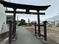 氷鉋斗賣神社の{uncategorized: "未分類", other: "その他", undefined: "問題あり", building: "その他建物", grave: "お墓", sacred_gate: "鳥居", guardian: "狛犬", statue: "像", buddha: "仏像", history: "歴史", nature: "自然", garden: "庭園", animal: "動物", pagoda: "塔", temizu: "手水舎", mountain_gate: "山門・神門", sanctuary: "本殿・本堂", subordinate: "末社・摂社", art: "芸術", scenery: "景色", jizo: "地蔵", ema: "絵馬", goshuin: "御朱印", omikuji: "おみくじ", items: "授与品その他", amulet: "お守り", goshuincho: "御朱印帳", eats: "食事", festival: "お祭り", votive_dance: "神楽", shichigosan: "七五三参", wedding: "結婚式", experience: "体験その他", initially: "初詣", around: "周辺", anti_infection: "感染症対策"}