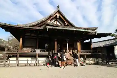 法隆寺の本殿・本堂