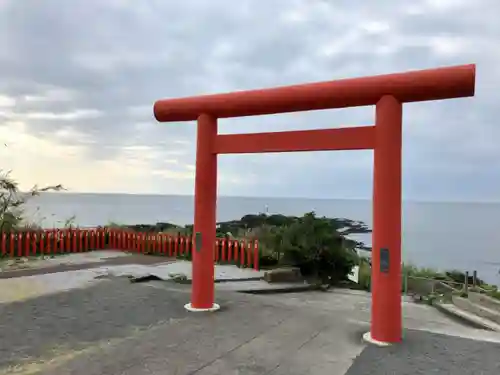 龍宮神社の鳥居