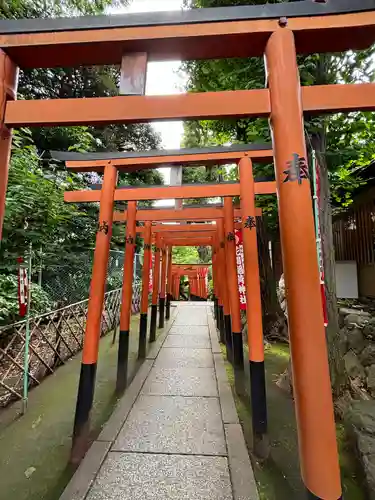 花園稲荷神社の鳥居