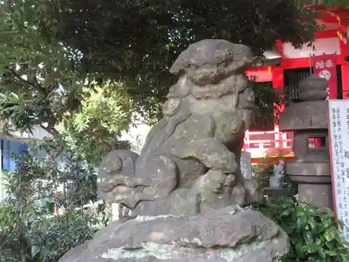 大島稲荷神社の狛犬