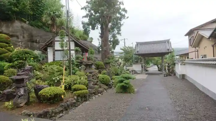 眞珠院の山門・神門