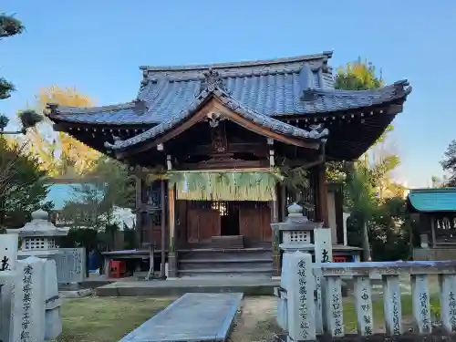 湯神社の末社