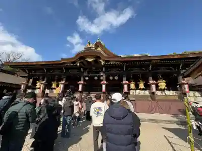 北野天満宮の{uncategorized: "未分類", other: "その他", undefined: "問題あり", building: "その他建物", grave: "お墓", sacred_gate: "鳥居", guardian: "狛犬", statue: "像", buddha: "仏像", history: "歴史", nature: "自然", garden: "庭園", animal: "動物", pagoda: "塔", temizu: "手水舎", mountain_gate: "山門・神門", sanctuary: "本殿・本堂", subordinate: "末社・摂社", art: "芸術", scenery: "景色", jizo: "地蔵", ema: "絵馬", goshuin: "御朱印", omikuji: "おみくじ", items: "授与品その他", amulet: "お守り", goshuincho: "御朱印帳", eats: "食事", festival: "お祭り", votive_dance: "神楽", shichigosan: "七五三参", wedding: "結婚式", experience: "体験その他", initially: "初詣", around: "周辺", anti_infection: "感染症対策"}