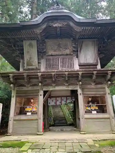 鷲子山上神社の山門・神門