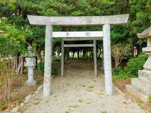 仲神社の鳥居
