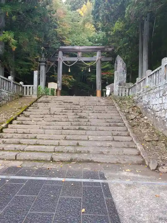 戸隠神社宝光社の鳥居
