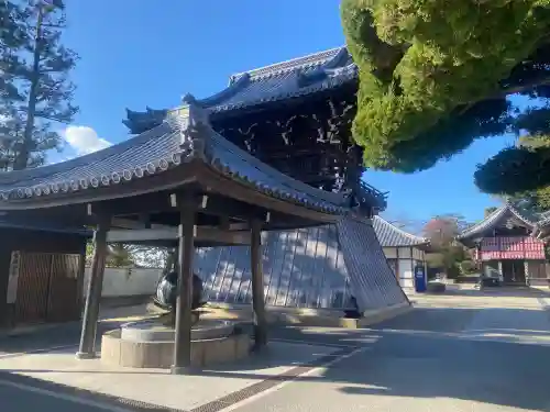 中山寺の{uncategorized: "未分類", other: "その他", undefined: "問題あり", building: "その他建物", grave: "お墓", sacred_gate: "鳥居", guardian: "狛犬", statue: "像", buddha: "仏像", history: "歴史", nature: "自然", garden: "庭園", animal: "動物", pagoda: "塔", temizu: "手水舎", mountain_gate: "山門・神門", sanctuary: "本殿・本堂", subordinate: "末社・摂社", art: "芸術", scenery: "景色", jizo: "地蔵", ema: "絵馬", goshuin: "御朱印", omikuji: "おみくじ", items: "授与品その他", amulet: "お守り", goshuincho: "御朱印帳", eats: "食事", festival: "お祭り", votive_dance: "神楽", shichigosan: "七五三参", wedding: "結婚式", experience: "体験その他", initially: "初詣", around: "周辺", anti_infection: "感染症対策"}