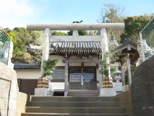 若宮八幡神社の鳥居