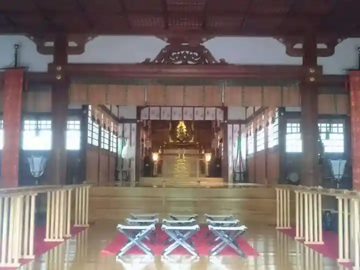 若宮八幡社の本殿・本堂