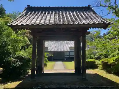 世尊寺(新潟県)