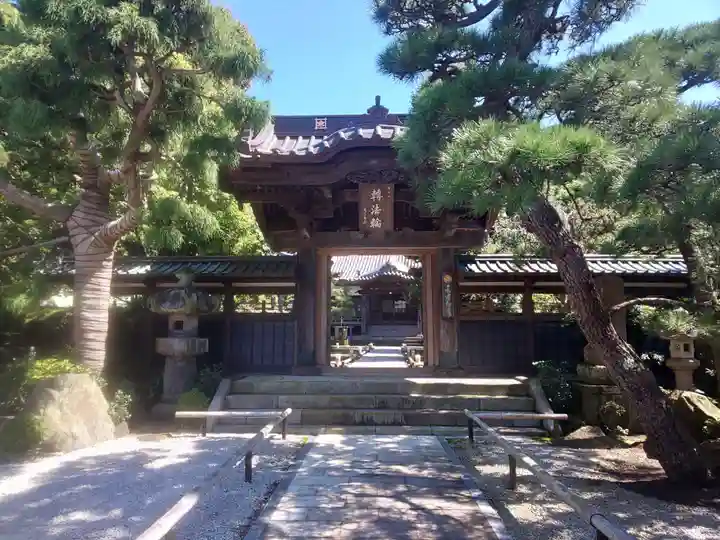 本蓮寺の山門・神門