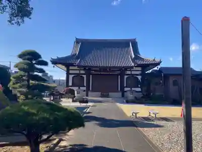 法田寺の本殿・本堂