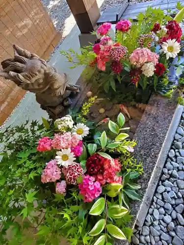 滑川神社 - 仕事と子どもの守り神の手水