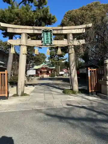 港住吉神社(住吉大社境外末社)の{uncategorized: "未分類", other: "その他", undefined: "問題あり", building: "その他建物", grave: "お墓", sacred_gate: "鳥居", guardian: "狛犬", statue: "像", buddha: "仏像", history: "歴史", nature: "自然", garden: "庭園", animal: "動物", pagoda: "塔", temizu: "手水舎", mountain_gate: "山門・神門", sanctuary: "本殿・本堂", subordinate: "末社・摂社", art: "芸術", scenery: "景色", jizo: "地蔵", ema: "絵馬", goshuin: "御朱印", omikuji: "おみくじ", items: "授与品その他", amulet: "お守り", goshuincho: "御朱印帳", eats: "食事", festival: "お祭り", votive_dance: "神楽", shichigosan: "七五三参", wedding: "結婚式", experience: "体験その他", initially: "初詣", around: "周辺", anti_infection: "感染症対策"}