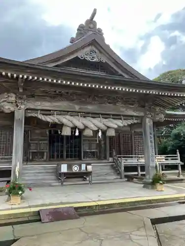 神﨑神社の本殿・本堂