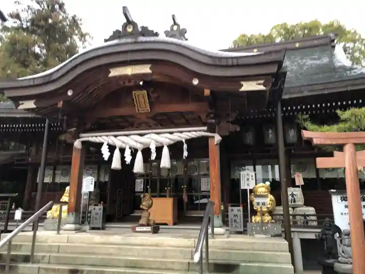 田村神社の本殿・本堂